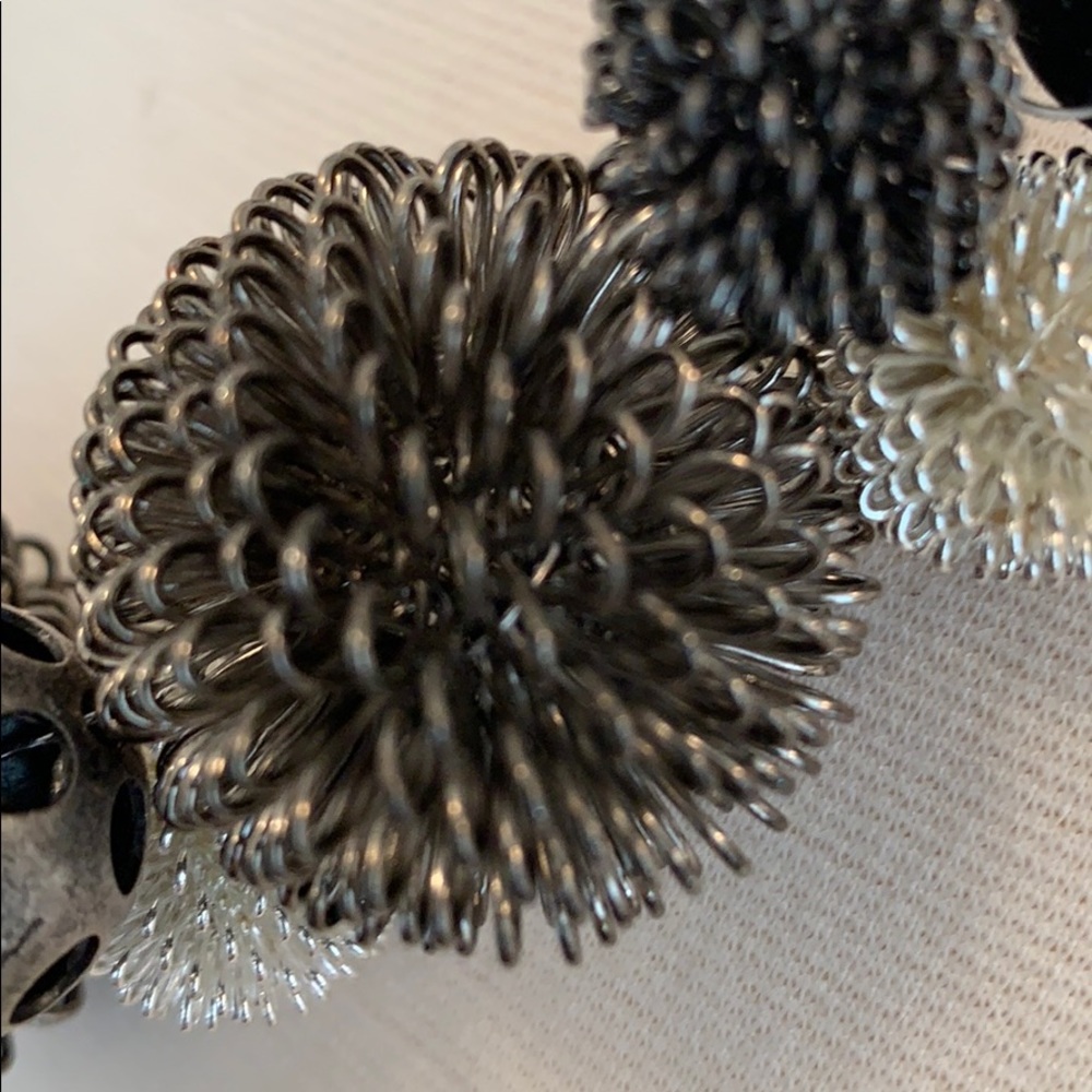 Necklace - Picture 4 of 6